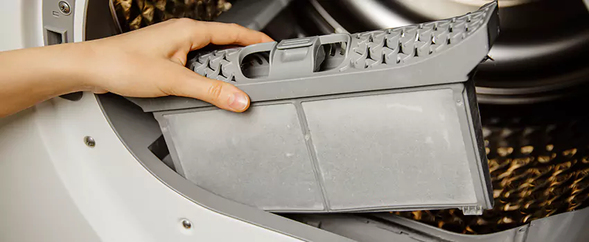 Signs Of A Clogged Dryer Lint Trap in Fullerton, Pennsylvania